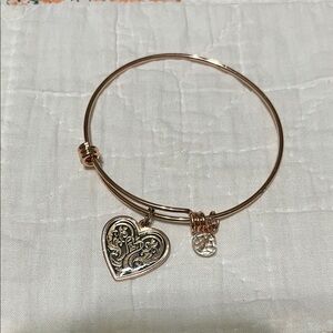 Elegant Gold Heart Charm Bracelet